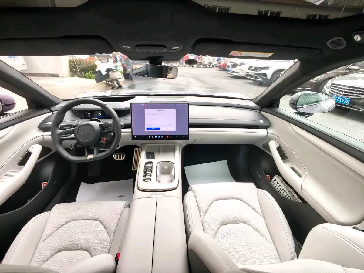 2024 MI SU7 BEV 101KWH,autocango,china used car exporter,china ev exporter,chinese used car exporter,chinese used ev exporter