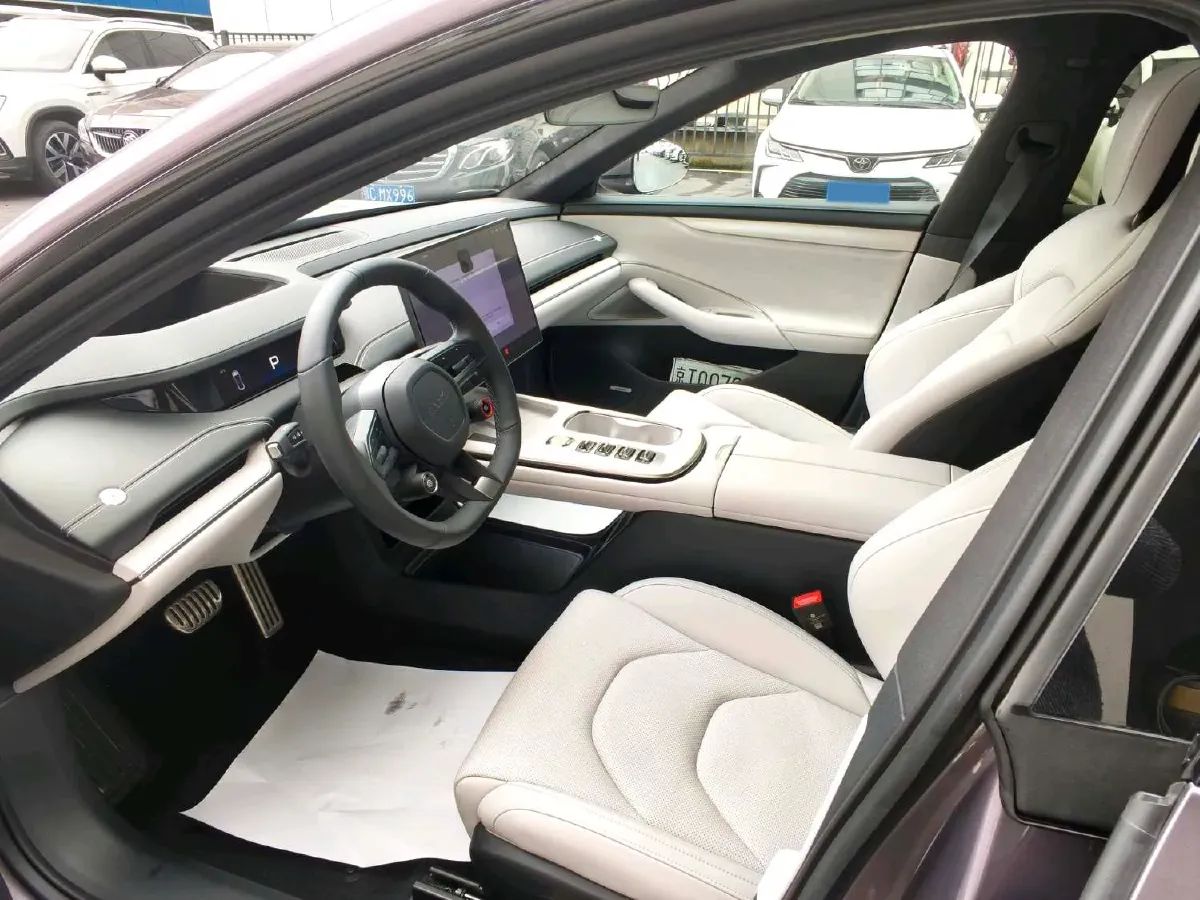 2024 MI SU7 BEV 101KWH,autocango,china used car exporter,china ev exporter,chinese used car exporter,chinese used ev exporter