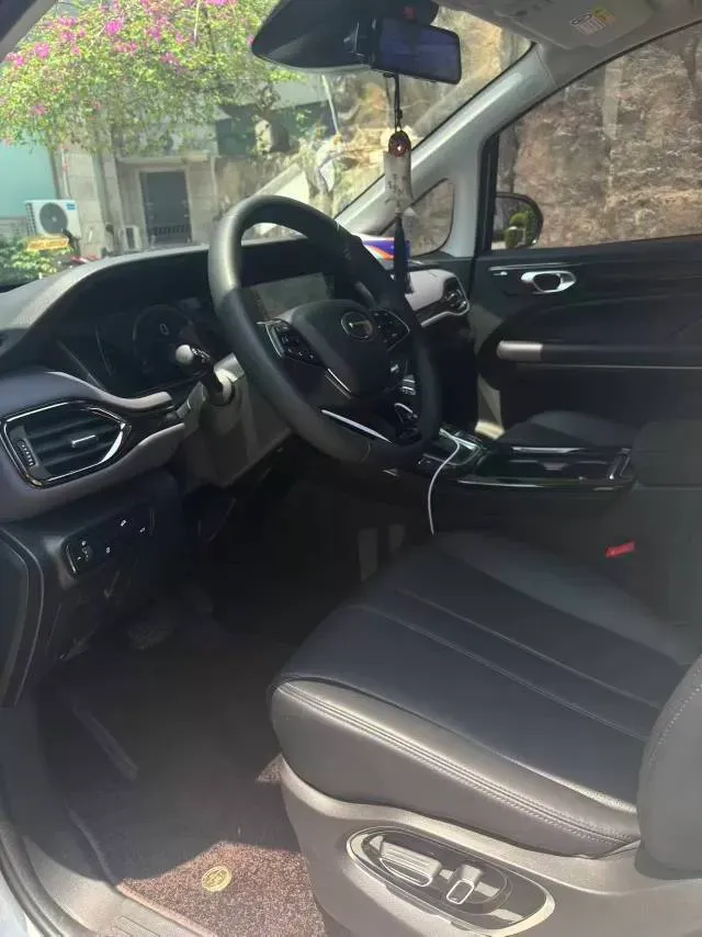 2025 GAC Trumpchi M6 1.5T 177HP L4 7DCT,autocango,china used car exporter,china ev exporter,chinese used car exporter,chinese used ev exporter