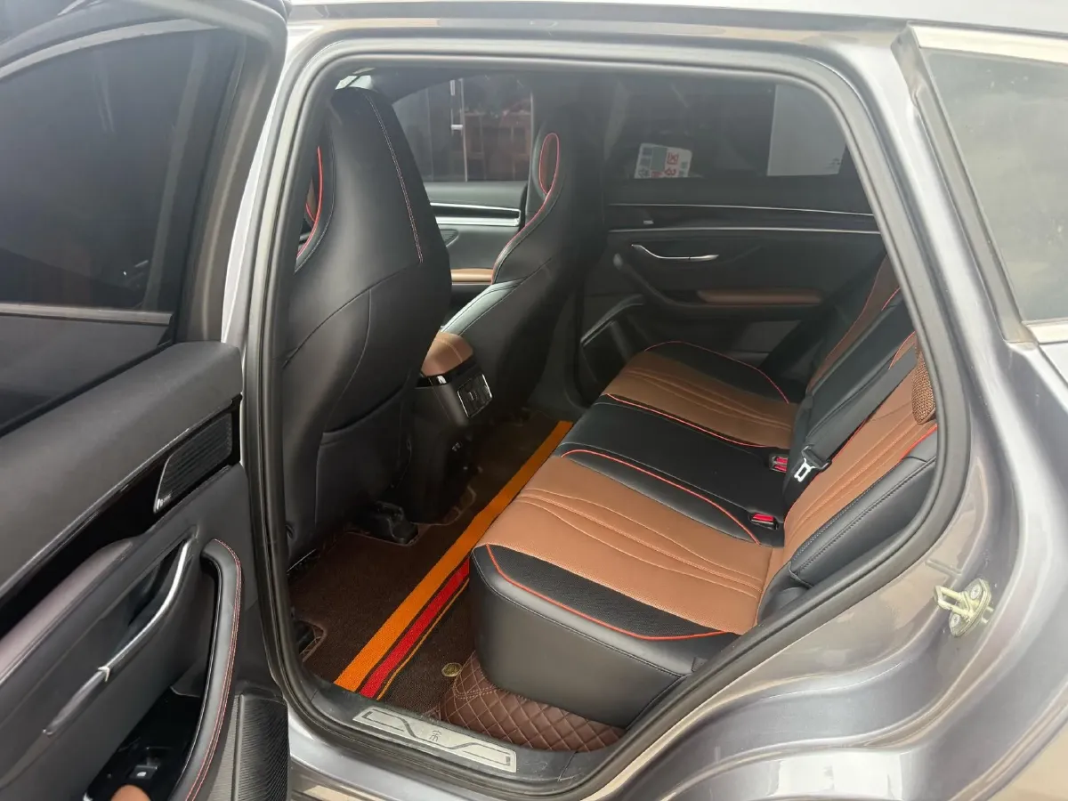 2022 Ford Mondeo 2.0T 238HP L4 8AT,autocango,china used car exporter,china ev exporter,chinese used car exporter,chinese used ev exporter