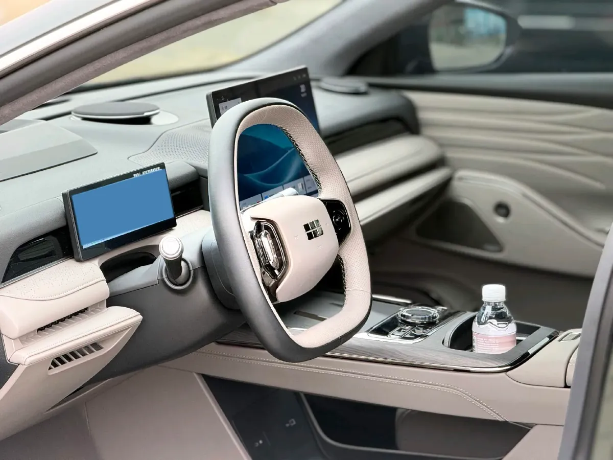 2025 Geely Galaxy Starshine 8 1.5T 163HP L4 3DHT PHEV 27.69KWH,autocango,china used car exporter,china ev exporter,chinese used car exporter,chinese used ev exporter