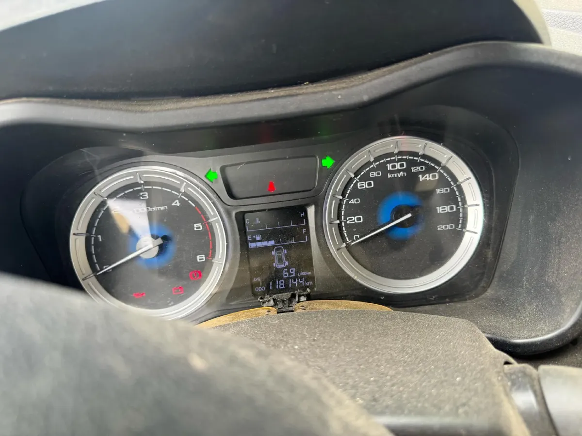 2018 Isuzu RE-MAX Jim 2.8T 116HP L4 5MT,autocango,china used car exporter,china ev exporter,chinese used car exporter,chinese used ev exporter