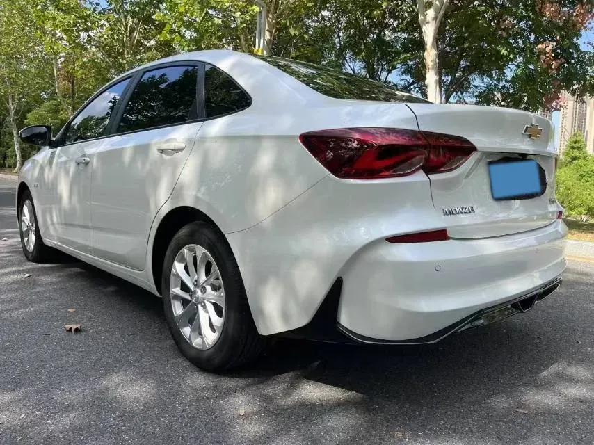 2022 Chevrolet Monza 1.5L 113HP L4 6AT,autocango,china used car exporter,china ev exporter,chinese used car exporter,chinese used ev exporter