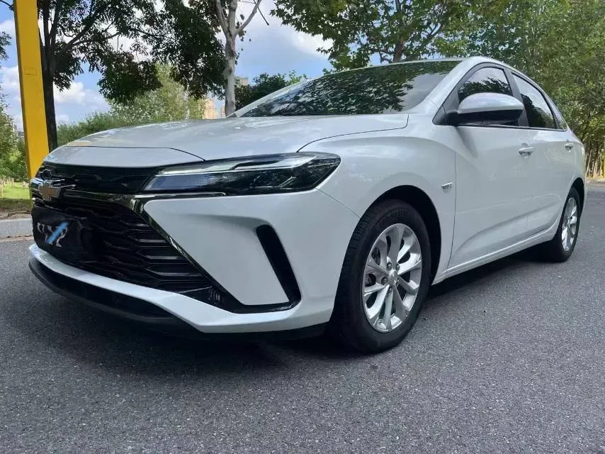 2022 Chevrolet Monza 1.5L 113HP L4 6AT,autocango,china used car exporter,china ev exporter,chinese used car exporter,chinese used ev exporter