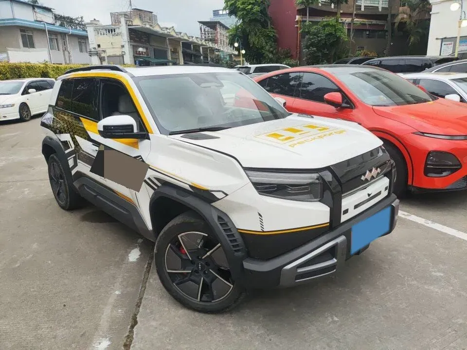 2025 FangChengBao Tai 3 BEV,autocango,china used car exporter,china ev exporter,chinese used car exporter,chinese used ev exporter