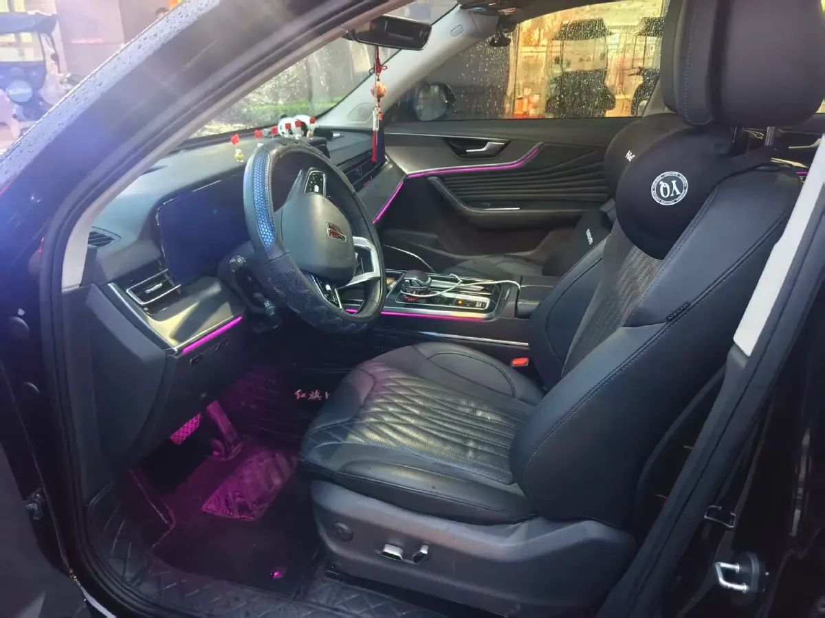 2023 HongQi HS5 2.0T 252HP L4 8AT,autocango,china used car exporter,china ev exporter,chinese used car exporter,chinese used ev exporter