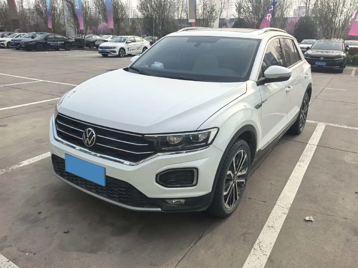 2021 Volkswagen T-Roc 1.4T 150HP L4 7DCT,autocango,china used car exporter,china ev exporter,chinese used car exporter,chinese used ev exporter