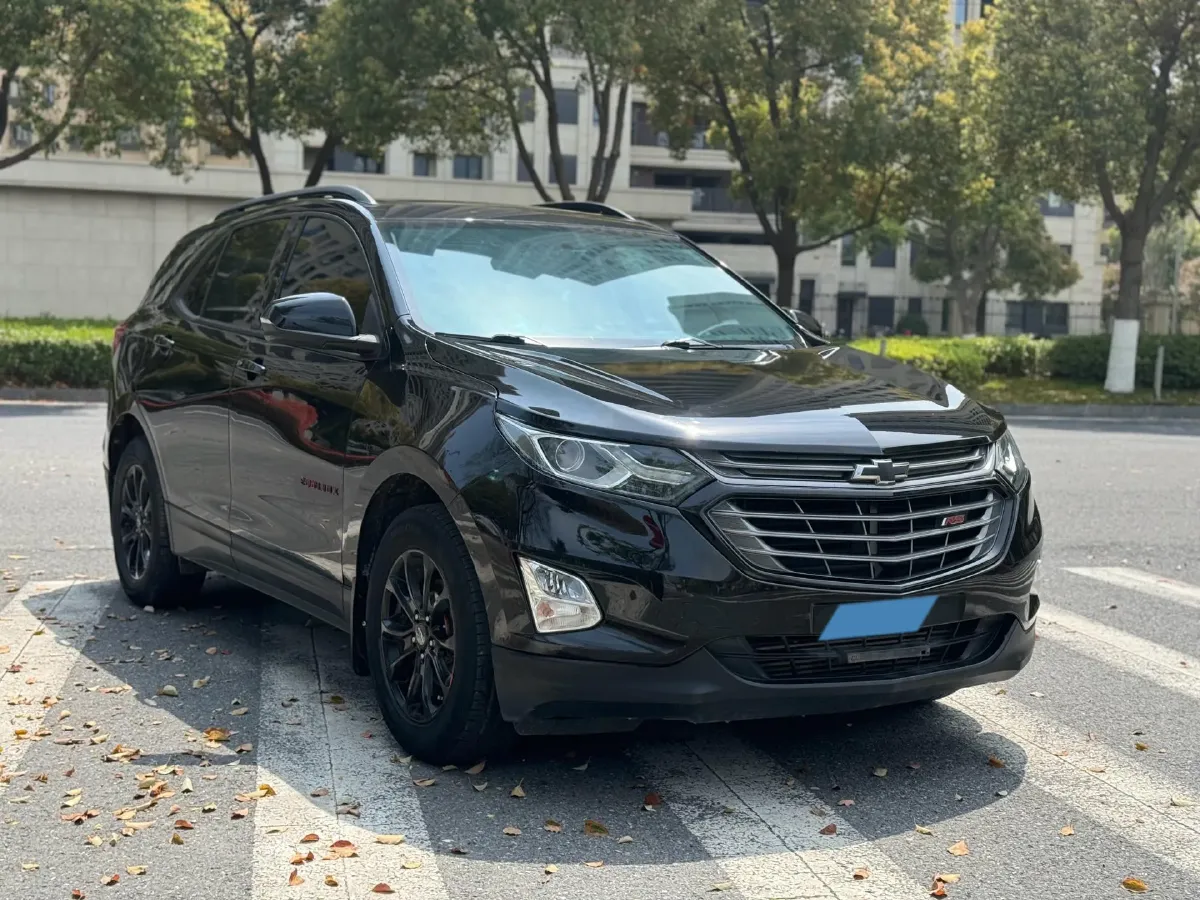 2018 Chevrolet Equinox 1.5T 180HP L4 6AT,autocango,china used car exporter,china ev exporter,chinese used car exporter,chinese used ev exporter