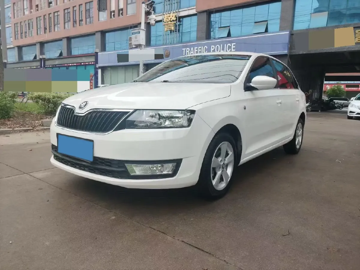 2016 Skoda Rapid Spaceback 1.6L 110HP L4 6AT,autocango,china used car exporter,china ev exporter,chinese used car exporter,chinese used ev exporter