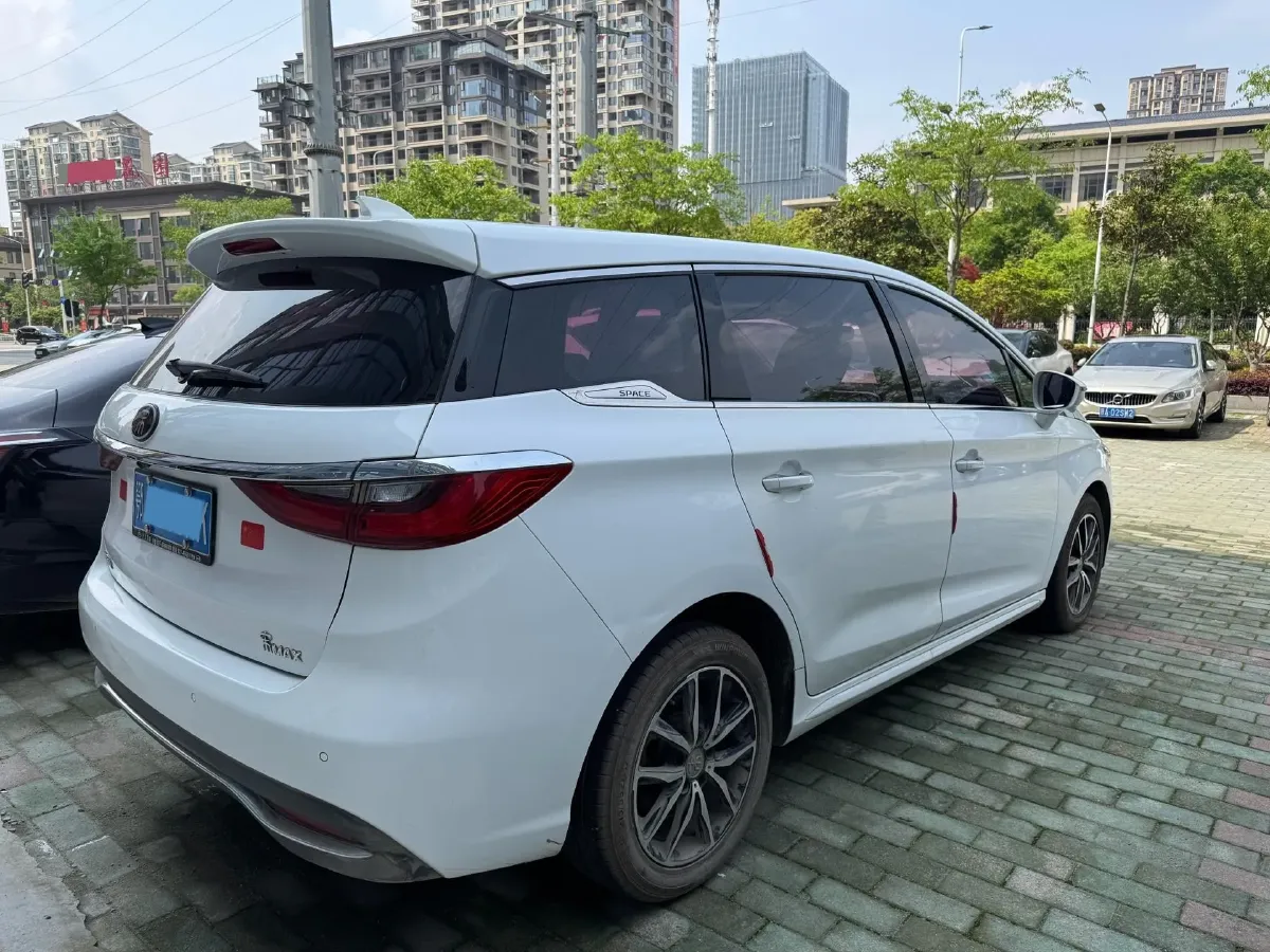 2017 BYD Song MAX 1.5T 154HP L4 6DCT,autocango,china used car exporter,china ev exporter,chinese used car exporter,chinese used ev exporter