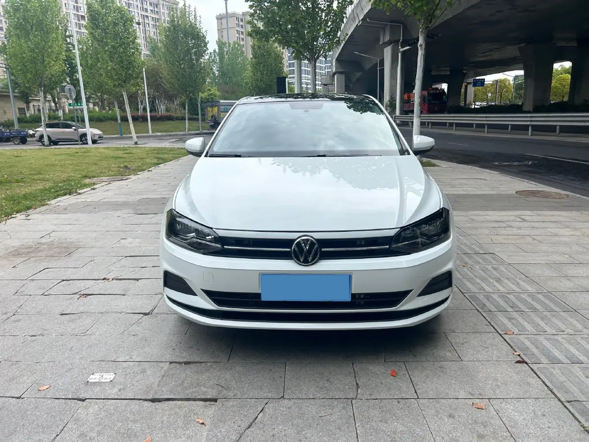 2023 Volkswagen Polo 1.5L 110HP L4 6AT,autocango,china used car exporter,china ev exporter,chinese used car exporter,chinese used ev exporter