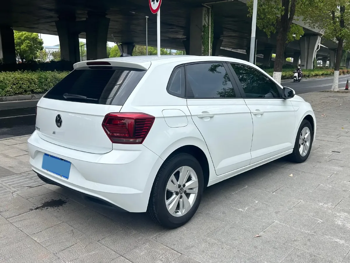 2023 Volkswagen Polo 1.5L 110HP L4 6AT,autocango,china used car exporter,china ev exporter,chinese used car exporter,chinese used ev exporter
