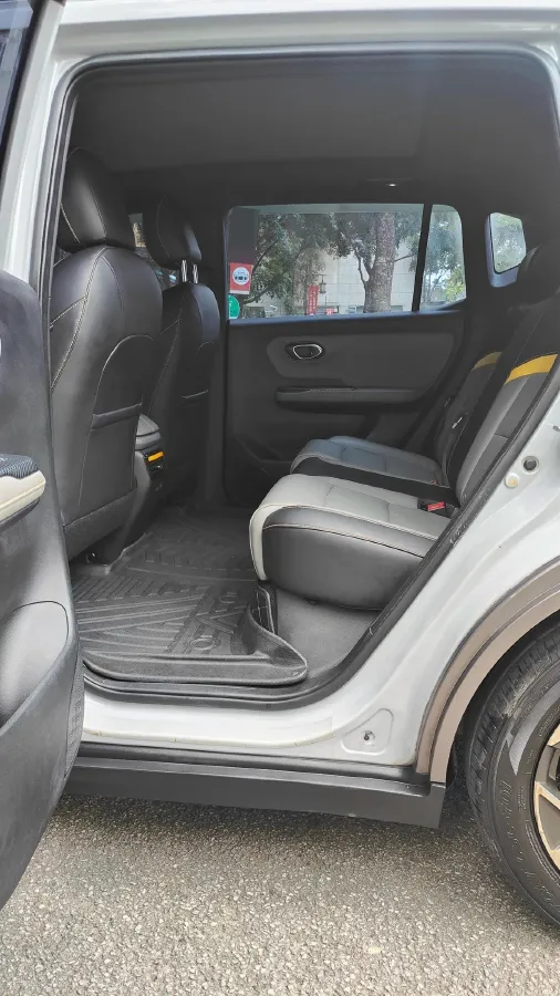 2022 Geely Okavango 1.8T 184HP L4 7DCT,autocango,china used car exporter,china ev exporter,chinese used car exporter,chinese used ev exporter