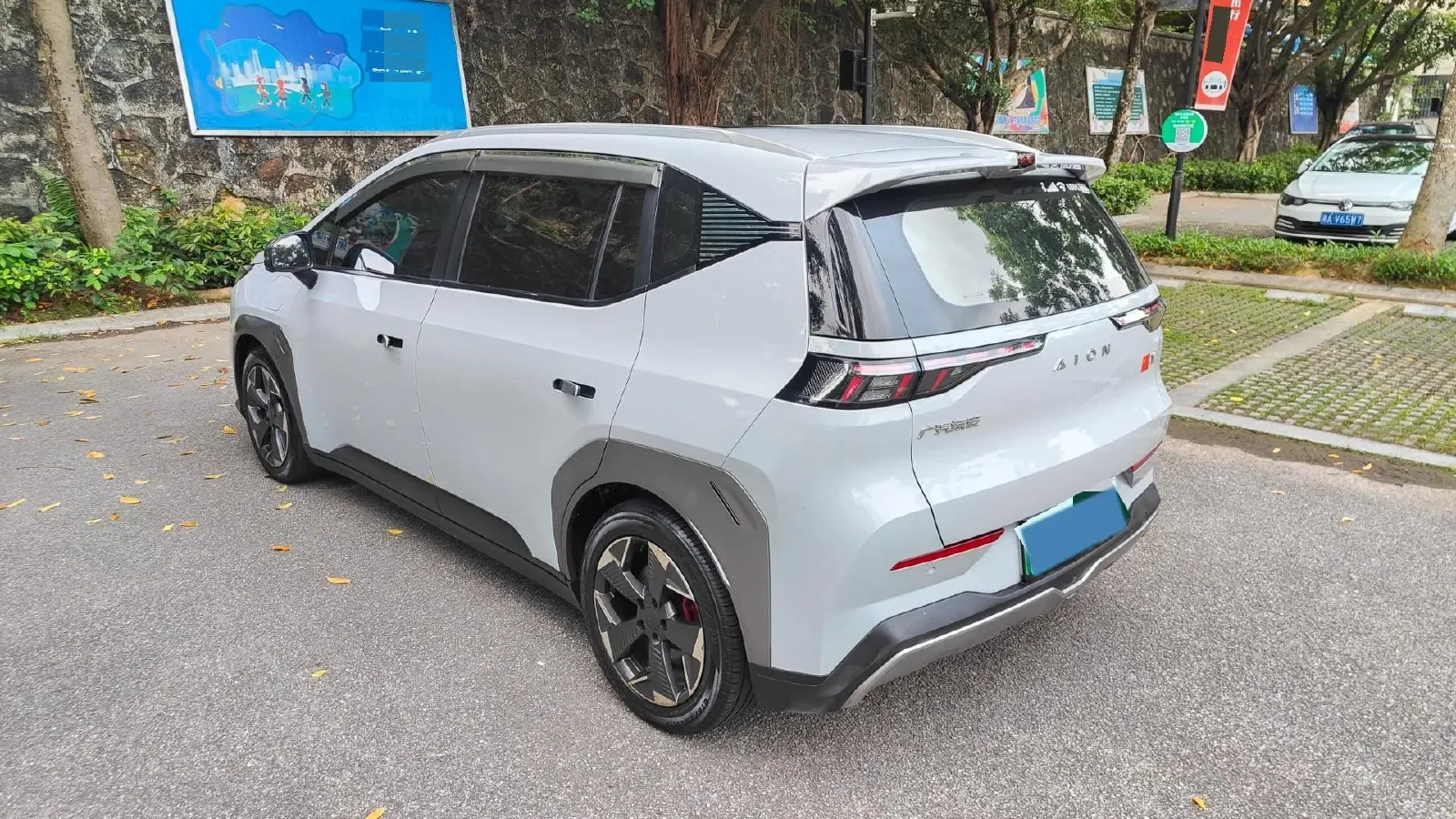2022 Geely Okavango 1.8T 184HP L4 7DCT,autocango,china used car exporter,china ev exporter,chinese used car exporter,chinese used ev exporter