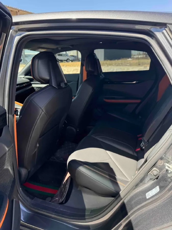 2023 ChangAn UNI-V 1.5T 188HP L4 7DCT,autocango,china used car exporter,china ev exporter,chinese used car exporter,chinese used ev exporter