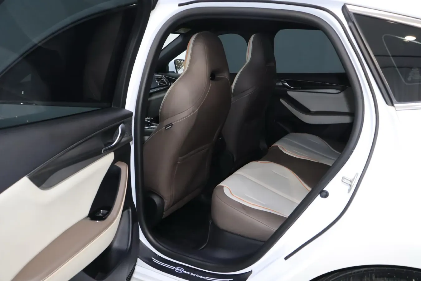 2023 BYD Qin Plus 1.5L 110HP L4 E-CVT PHEV 18.32KWH,autocango,china used car exporter,china ev exporter,chinese used car exporter,chinese used ev exporter