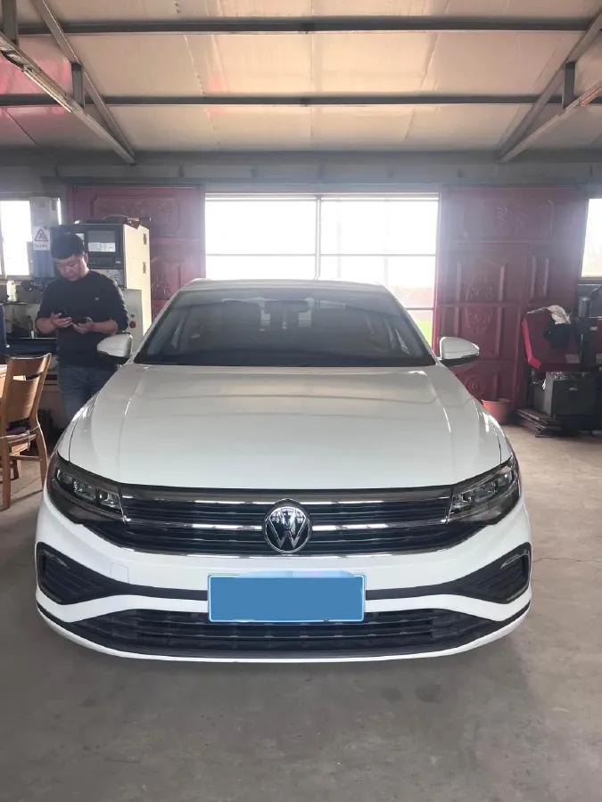2023 Volkswagen Bora 1.5L 113HP L4 6AT,autocango,china used car exporter,china ev exporter,chinese used car exporter,chinese used ev exporter