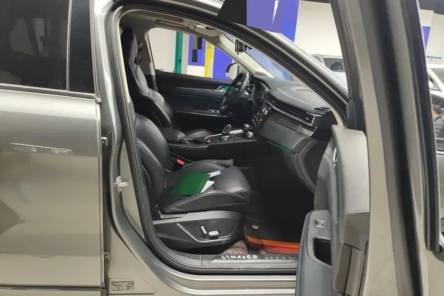 2021 LYNK&CO 01 2.0T 218HP L4 8AT,autocango,china used car exporter,china ev exporter,chinese used car exporter,chinese used ev exporter