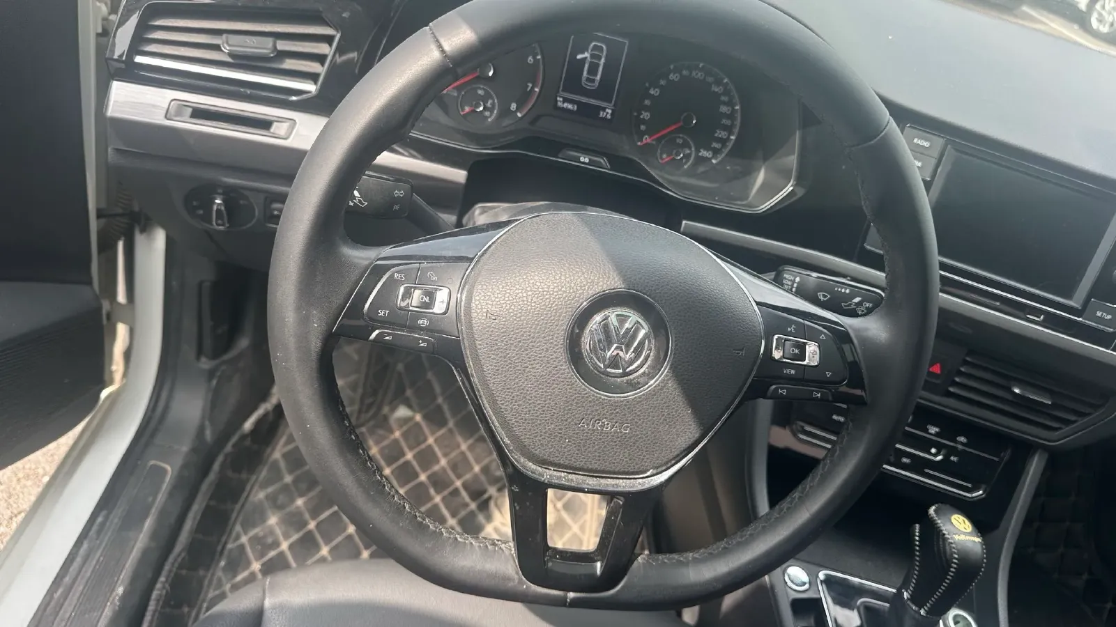 2020 Volkswagen Bora 1.5L 113HP L4 6AT,autocango,china used car exporter,china ev exporter,chinese used car exporter,chinese used ev exporter