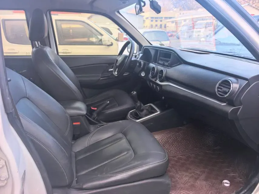 2021 Dongfeng RuiQi 2.4L 158HP L4 5MT,autocango,china used car exporter,china ev exporter,chinese used car exporter,chinese used ev exporter