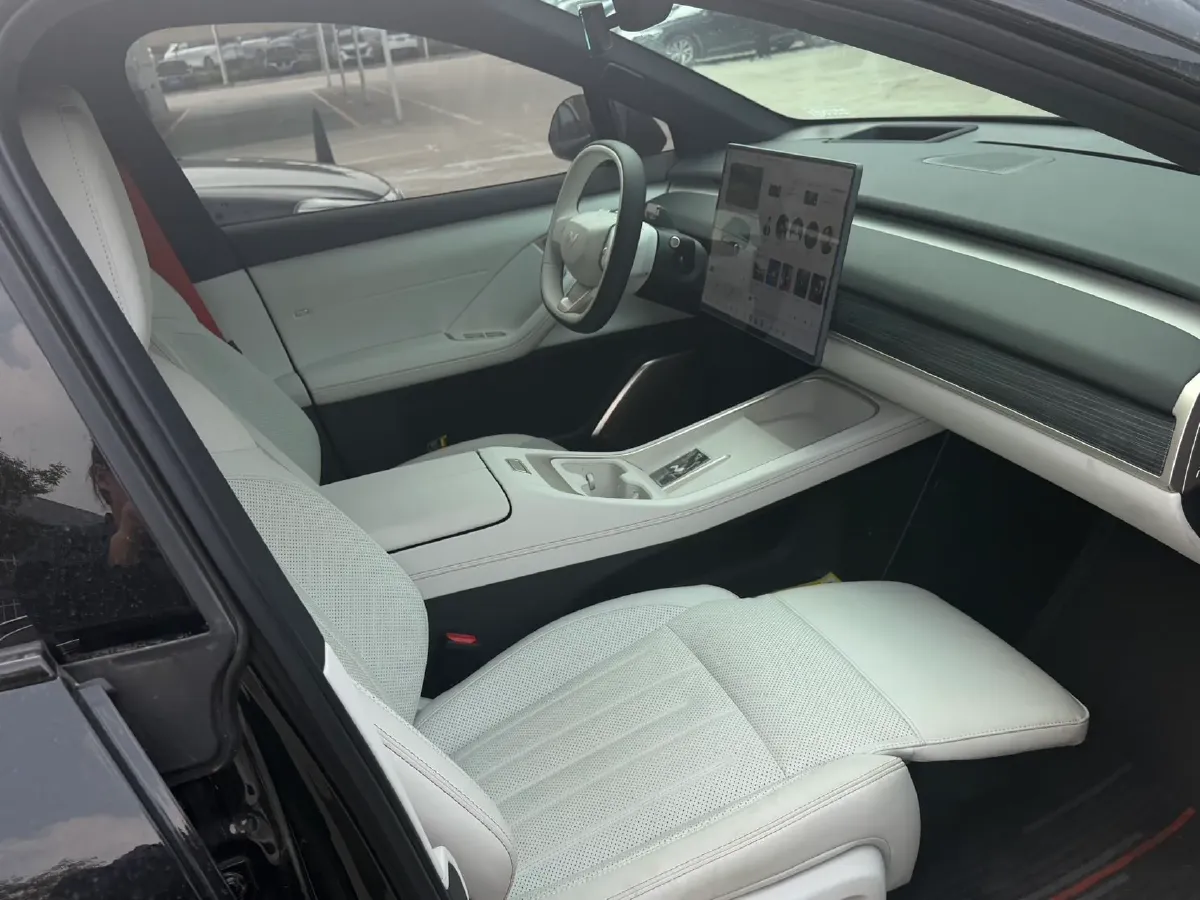 2024 ONVO L60 BEV 60KWH,autocango,china used car exporter,china ev exporter,chinese used car exporter,chinese used ev exporter