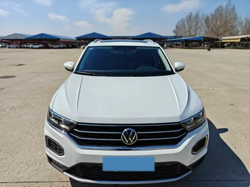 2022 Volkswagen T-Roc 1.4T 150HP L4 7DCT,autocango,china used car exporter,china ev exporter,chinese used car exporter,chinese used ev exporter
