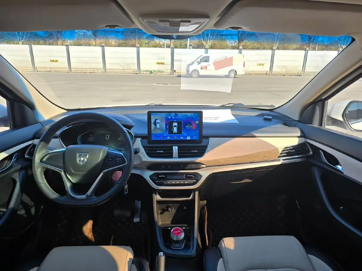 2019 BaoJun 360 1.5L 105HP L4 CVT,autocango,china used car exporter,china ev exporter,chinese used car exporter,chinese used ev exporter