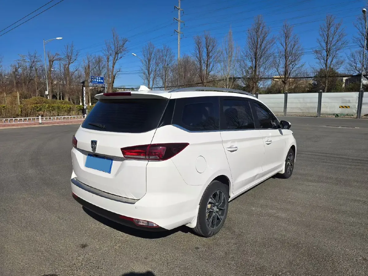 2019 BaoJun 360 1.5L 105HP L4 CVT,autocango,china used car exporter,china ev exporter,chinese used car exporter,chinese used ev exporter