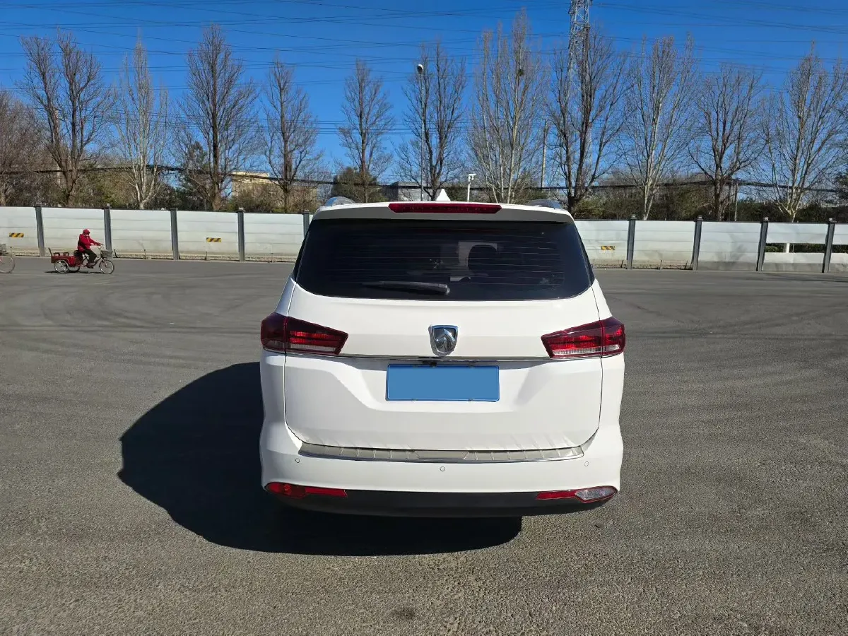 2019 BaoJun 360 1.5L 105HP L4 CVT,autocango,china used car exporter,china ev exporter,chinese used car exporter,chinese used ev exporter