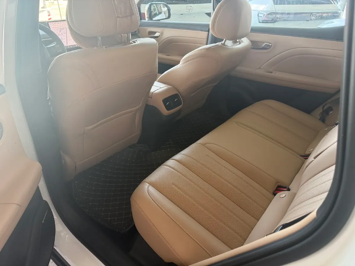 2026 Aion AION i60 REEV 101HP REEV,autocango,china used car exporter,china ev exporter,chinese used car exporter,chinese used ev exporter