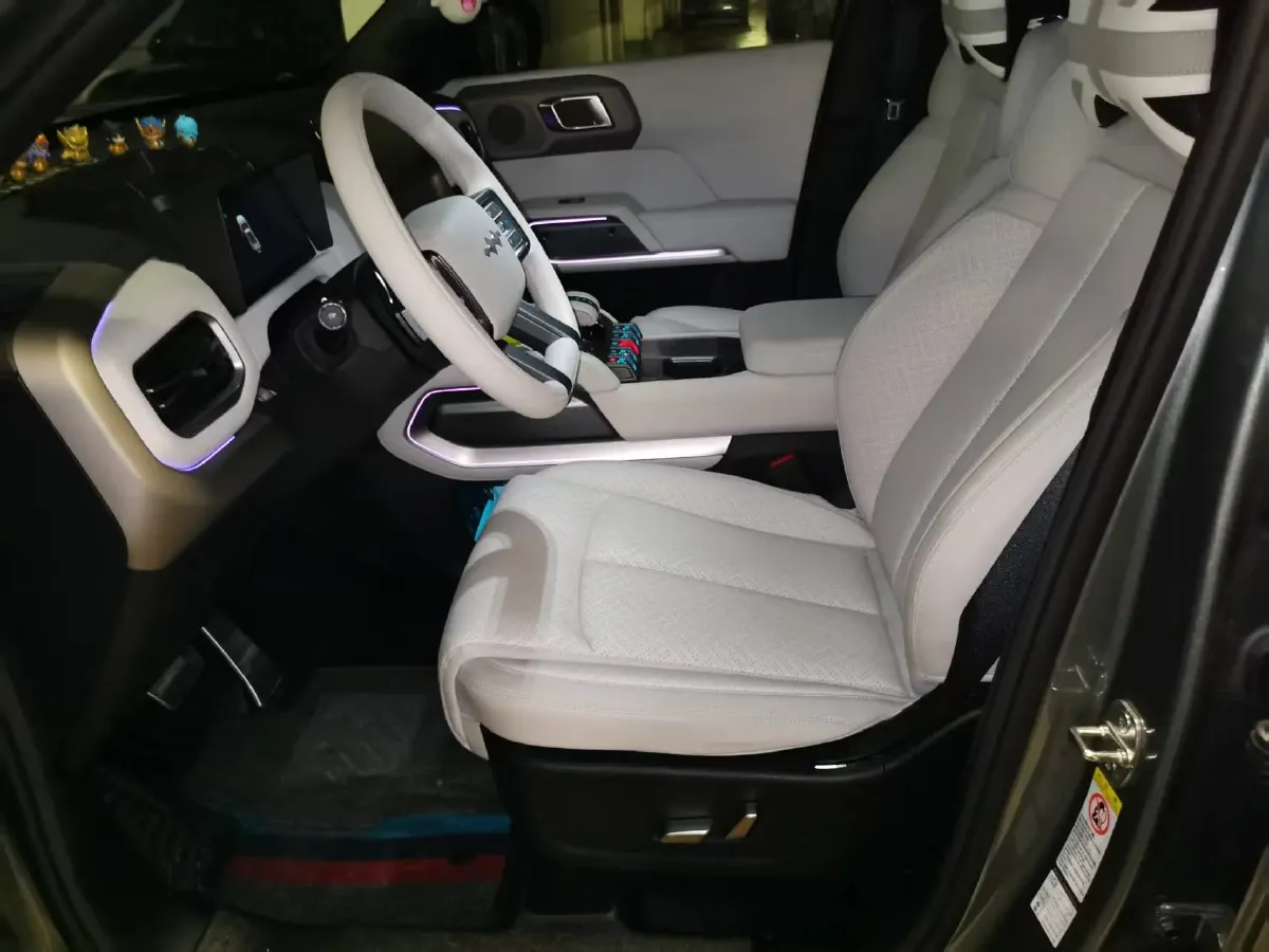 2025 FangChengBao Tai 3 BEV,autocango,china used car exporter,china ev exporter,chinese used car exporter,chinese used ev exporter