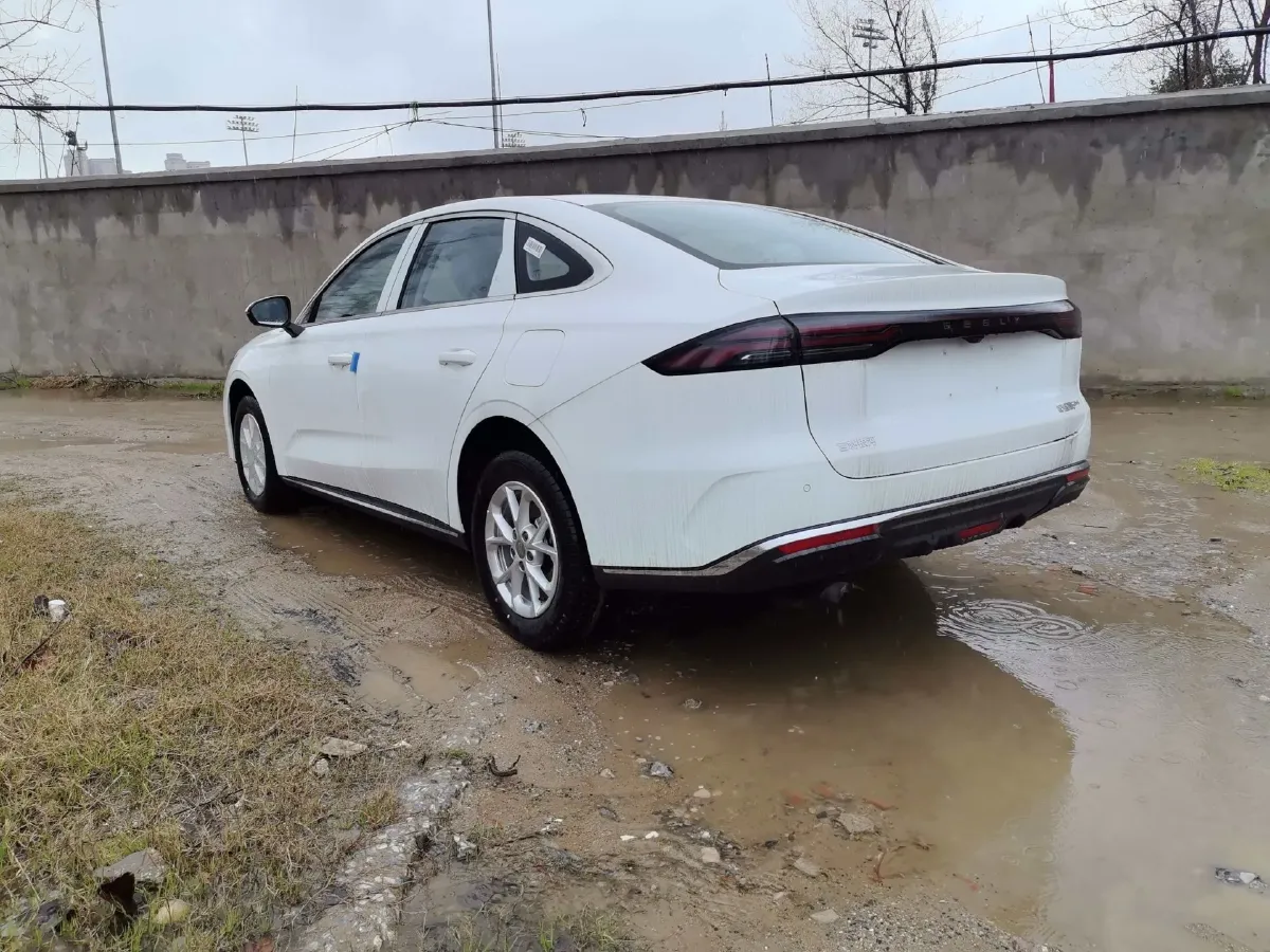 2025 Geely Galaxy L6 1.5L 112HP L4 1DHT PHEV 8.5KWH,autocango,china used car exporter,china ev exporter,chinese used car exporter,chinese used ev exporter