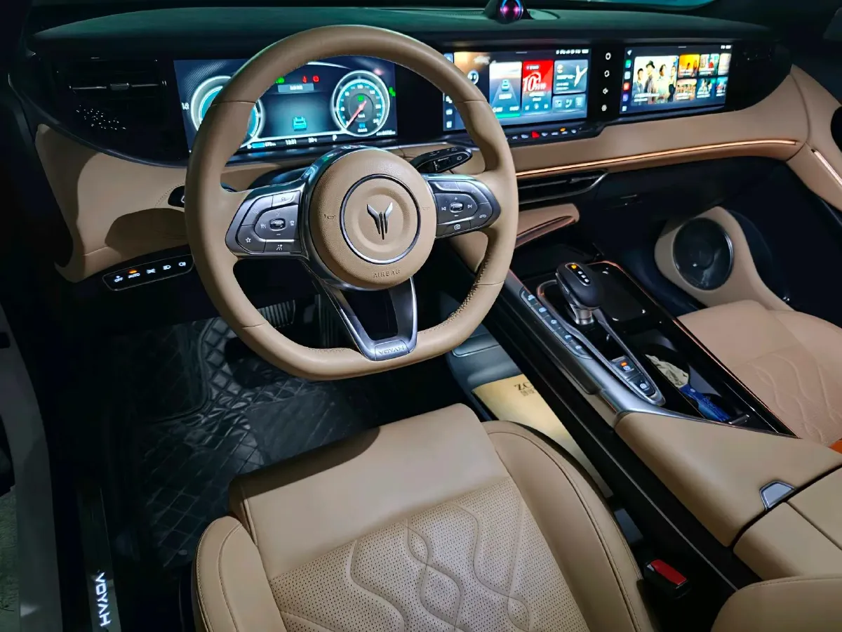 2021 Voyah FREE Range Extended 109HP REEV 33KWH,autocango,china used car exporter,china ev exporter,chinese used car exporter,chinese used ev exporter