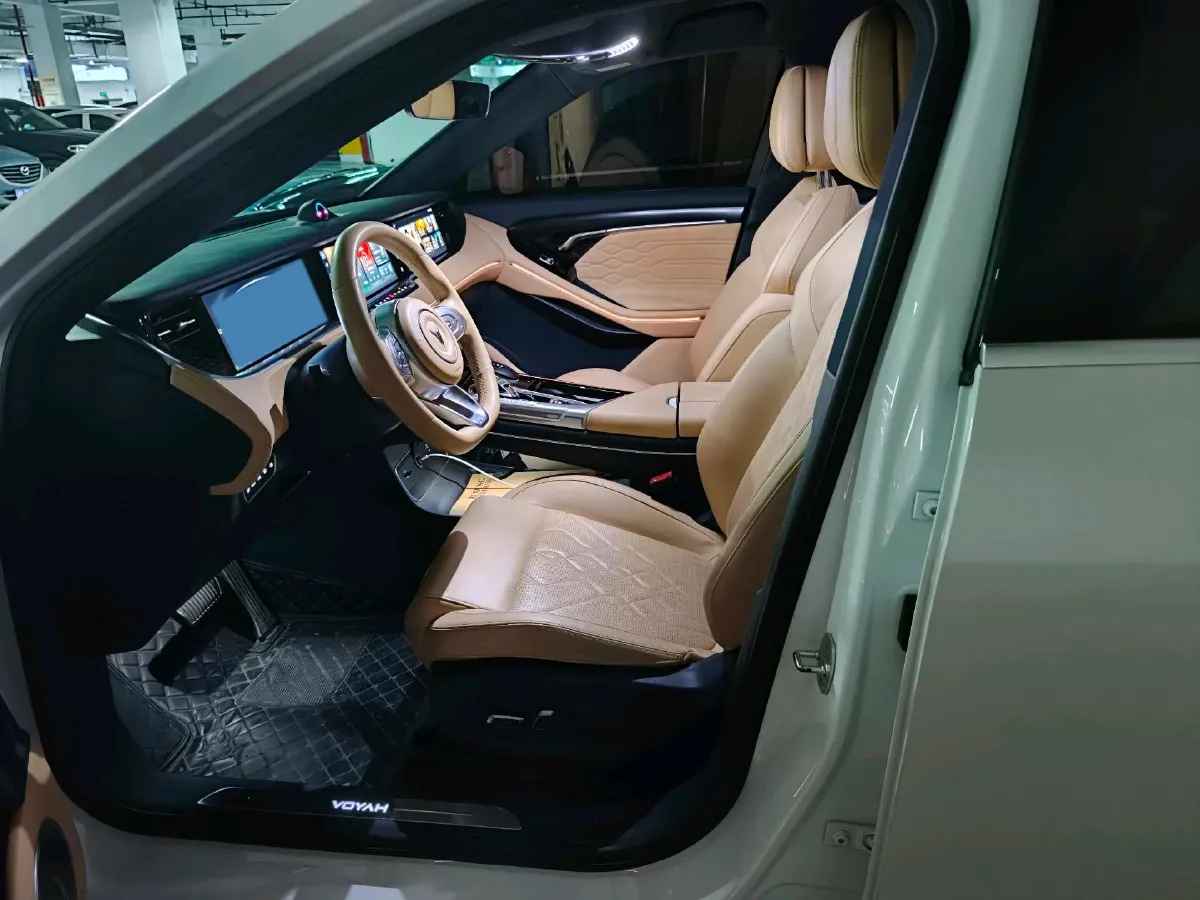 2021 Voyah FREE Range Extended 109HP REEV 33KWH,autocango,china used car exporter,china ev exporter,chinese used car exporter,chinese used ev exporter