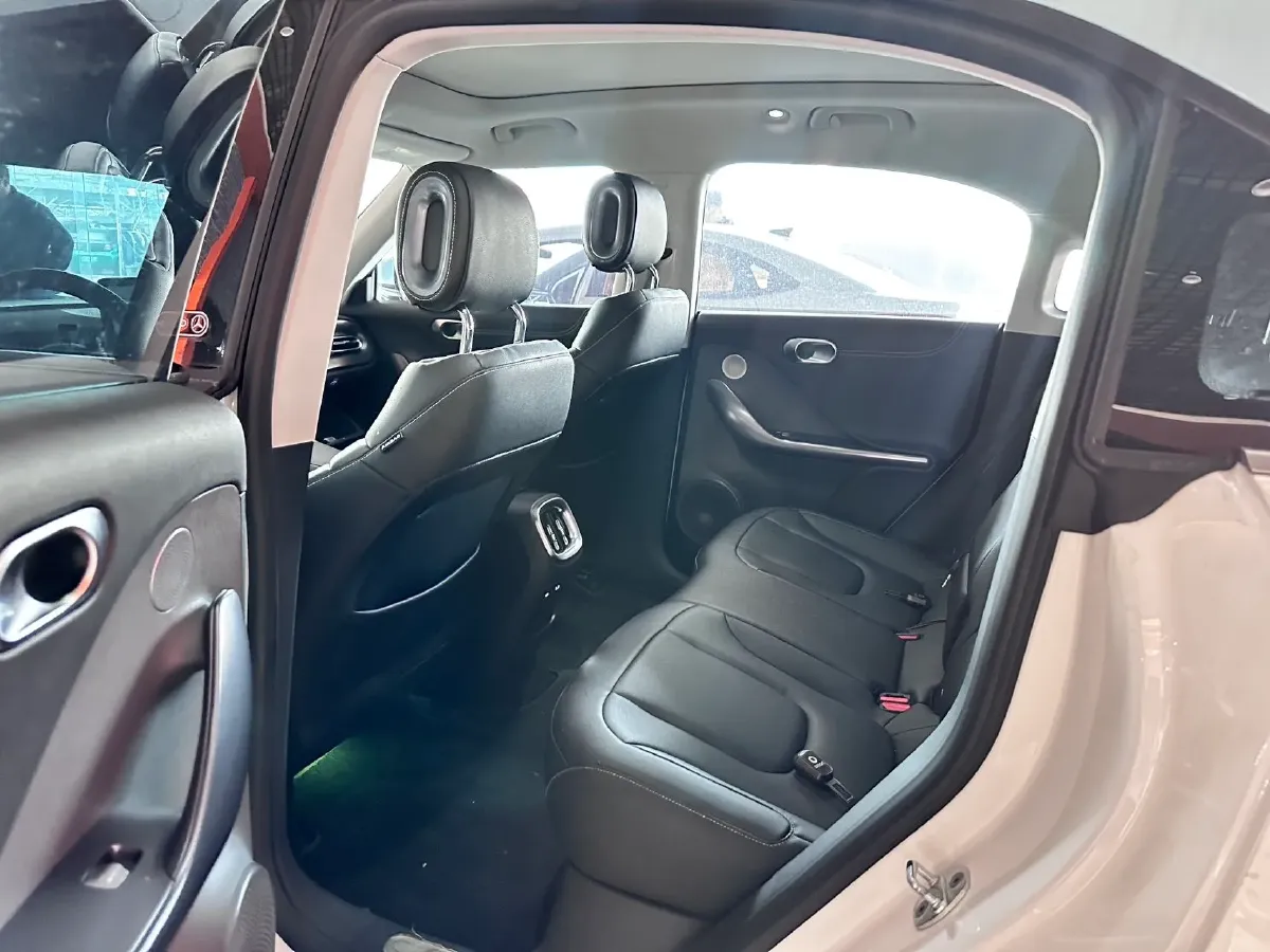 2023 Smart smart Elf 1 BEV 49KWH,autocango,china used car exporter,china ev exporter,chinese used car exporter,chinese used ev exporter