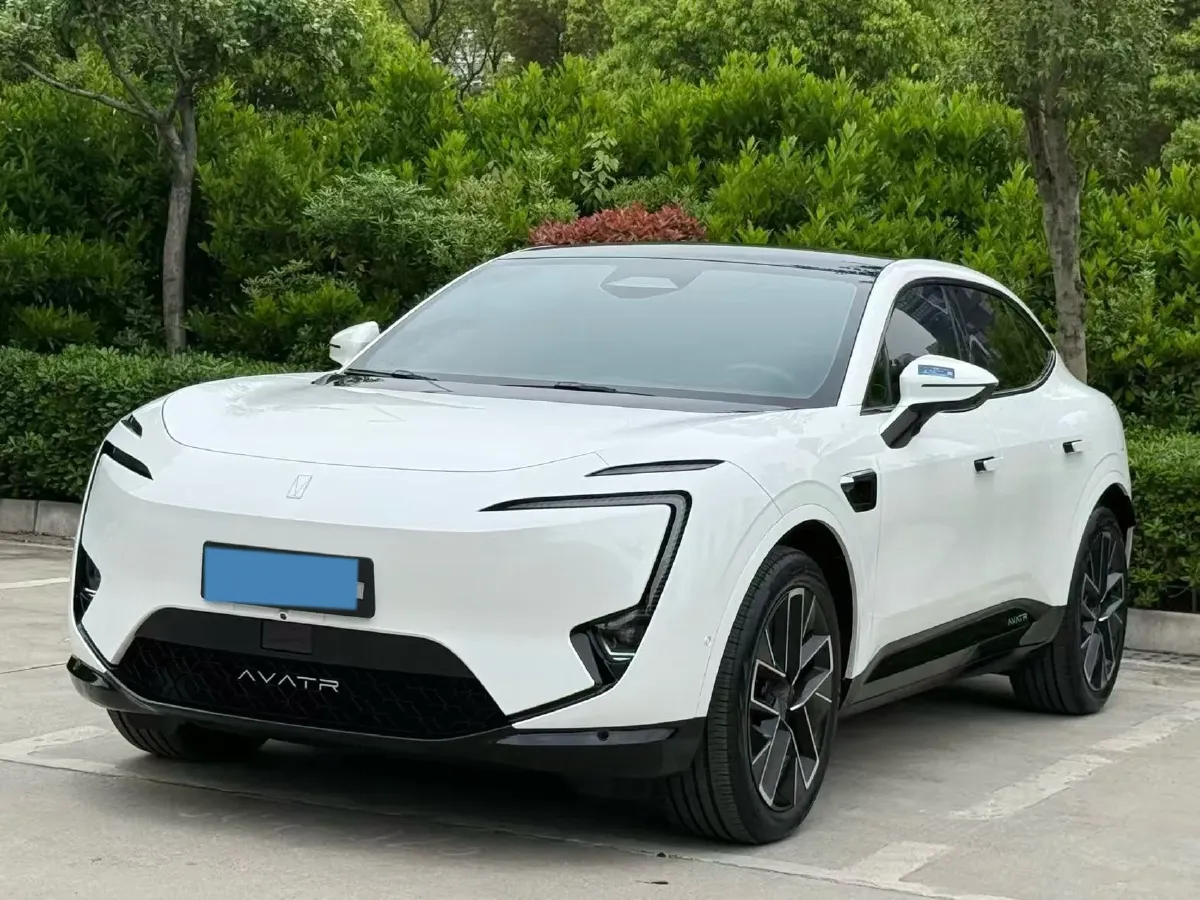 2025 Avatr 11 1.5T 156HP L4 REEV 39.05KWH,autocango,china used car exporter,china ev exporter,chinese used car exporter,chinese used ev exporter