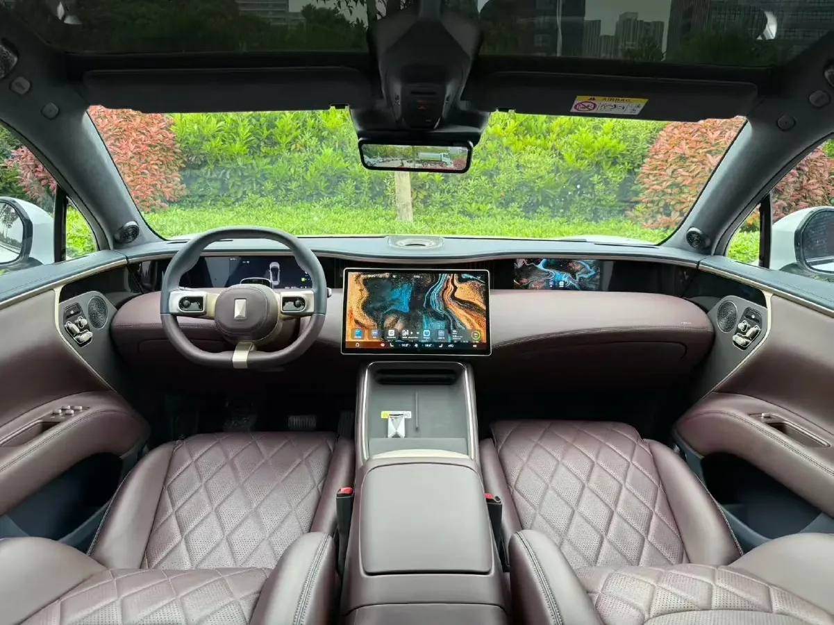 2025 Avatr 11 1.5T 156HP L4 REEV 39.05KWH,autocango,china used car exporter,china ev exporter,chinese used car exporter,chinese used ev exporter