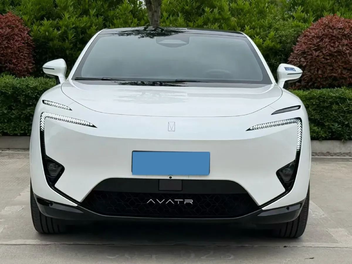 2025 Avatr 11 1.5T 156HP L4 REEV 39.05KWH,autocango,china used car exporter,china ev exporter,chinese used car exporter,chinese used ev exporter