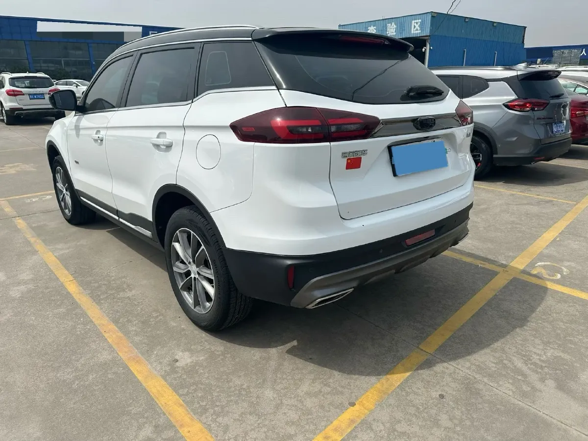 2020 Roewe i6 1.5T 169HP L4 7DCT,autocango,china used car exporter,china ev exporter,chinese used car exporter,chinese used ev exporter