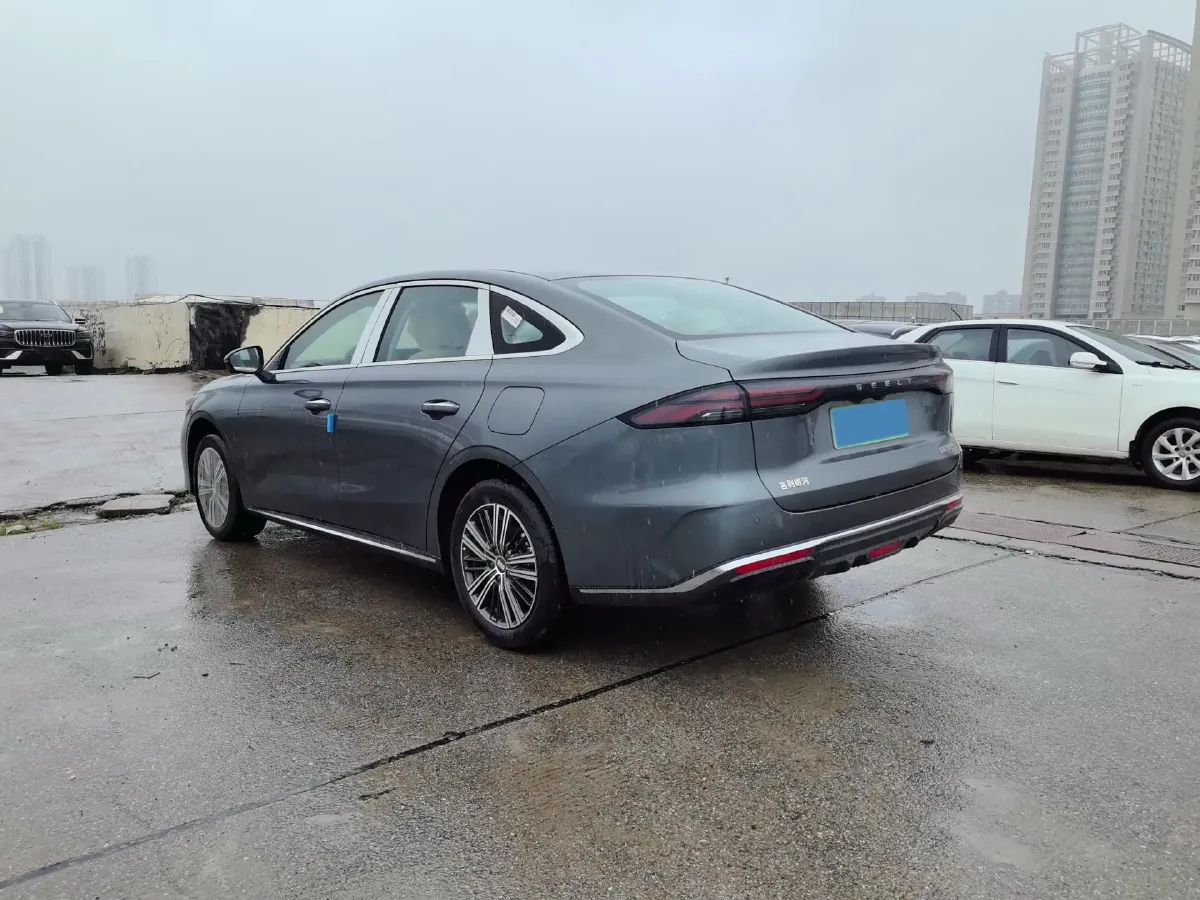 2025 Geely Galaxy A7 1.5L 112HP L4 1DHT PHEV,autocango,china used car exporter,china ev exporter,chinese used car exporter,chinese used ev exporter