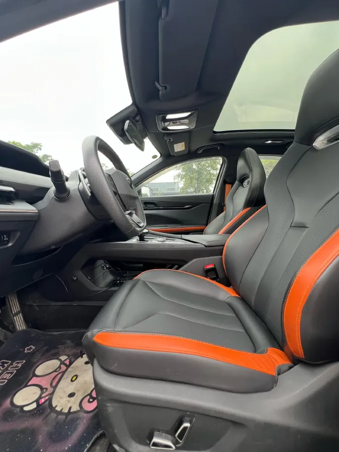 2023 ChangAn UNI-V 1.5T 188HP L4 7DCT,autocango,china used car exporter,china ev exporter,chinese used car exporter,chinese used ev exporter