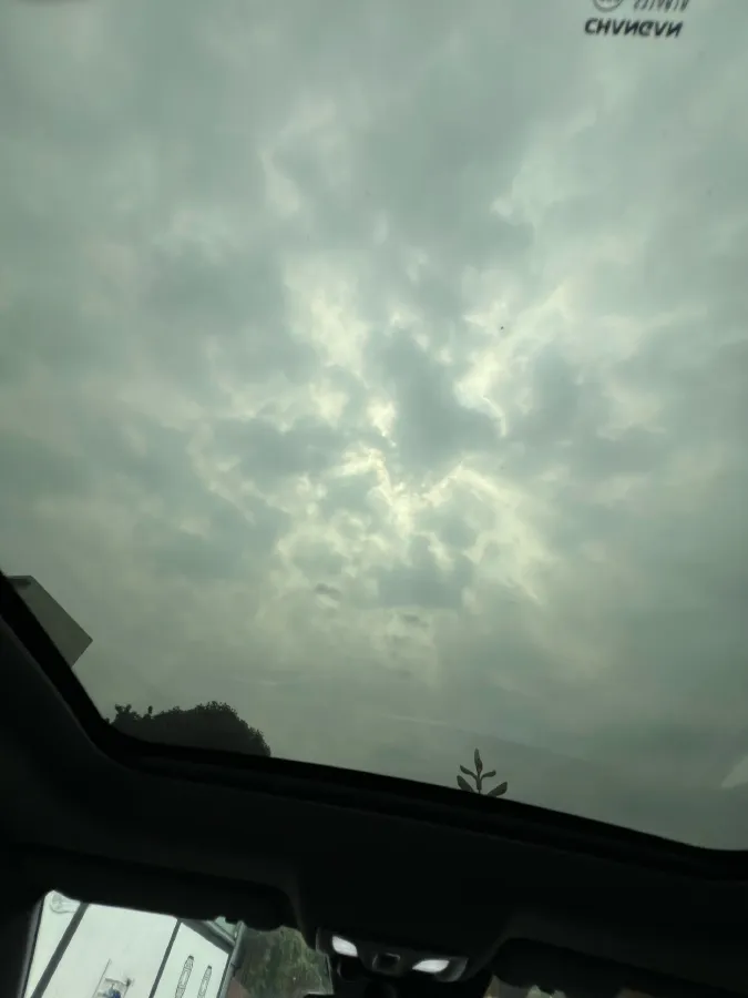 2023 ChangAn UNI-V 1.5T 188HP L4 7DCT,autocango,china used car exporter,china ev exporter,chinese used car exporter,chinese used ev exporter