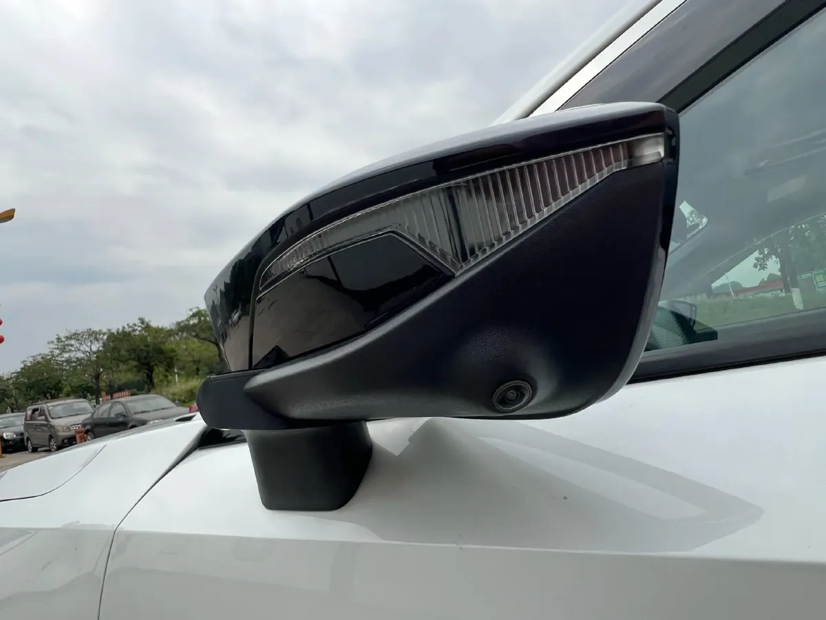 2023 ChangAn UNI-V 1.5T 188HP L4 7DCT,autocango,china used car exporter,china ev exporter,chinese used car exporter,chinese used ev exporter