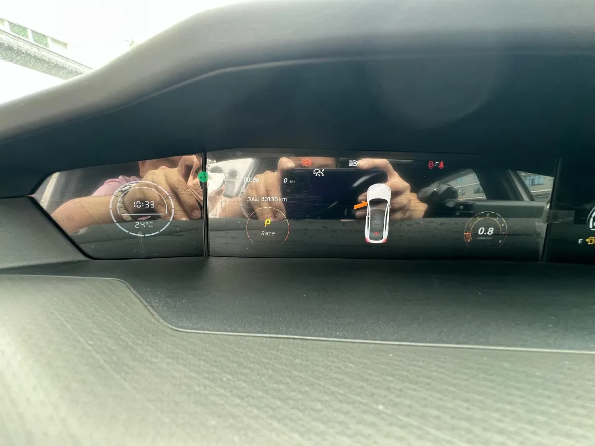 2023 ChangAn UNI-V 1.5T 188HP L4 7DCT,autocango,china used car exporter,china ev exporter,chinese used car exporter,chinese used ev exporter