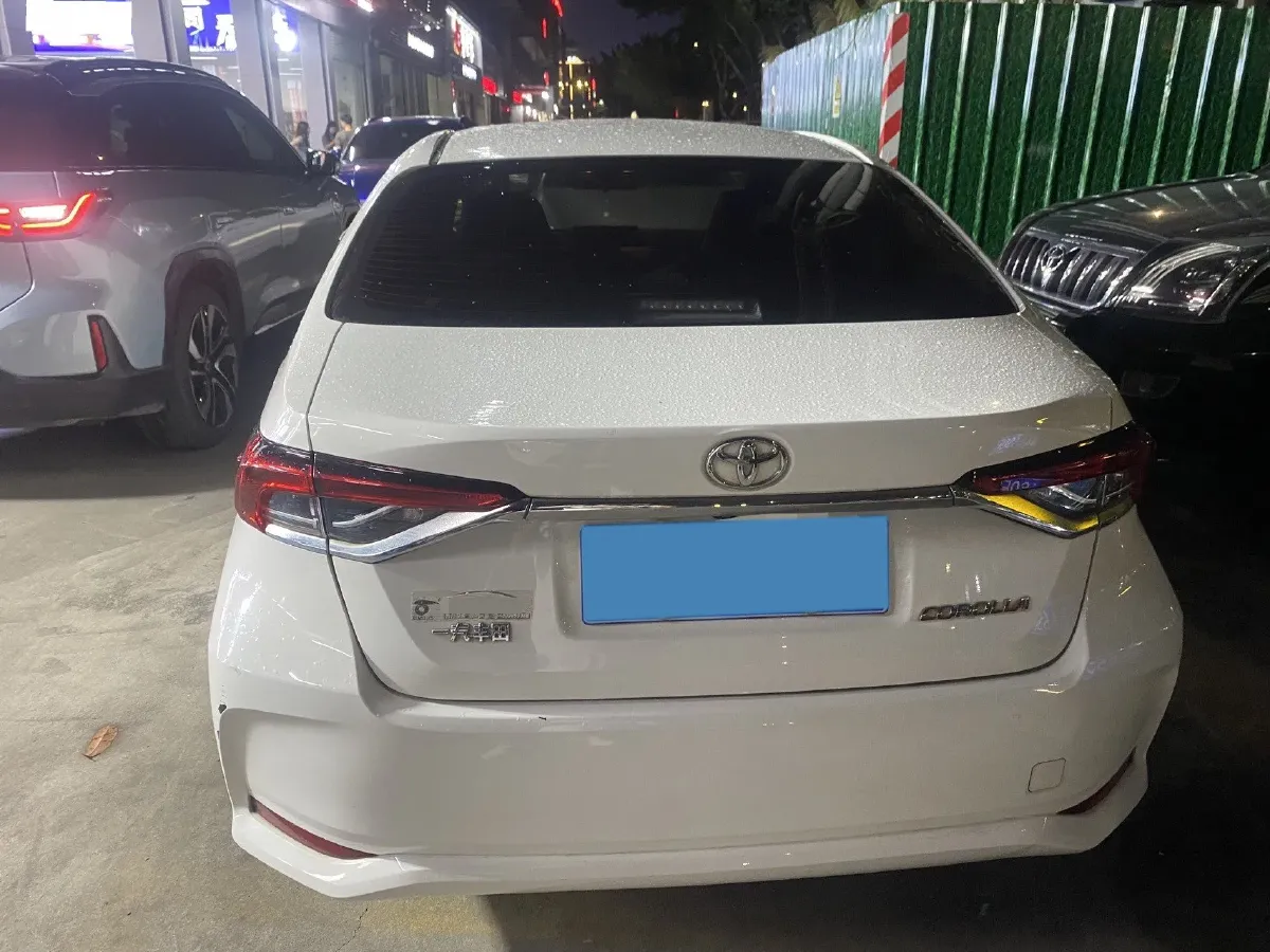 2021 Toyota Corolla 1.2T 116HP L4 CVT,autocango,china used car exporter,china ev exporter,chinese used car exporter,chinese used ev exporter