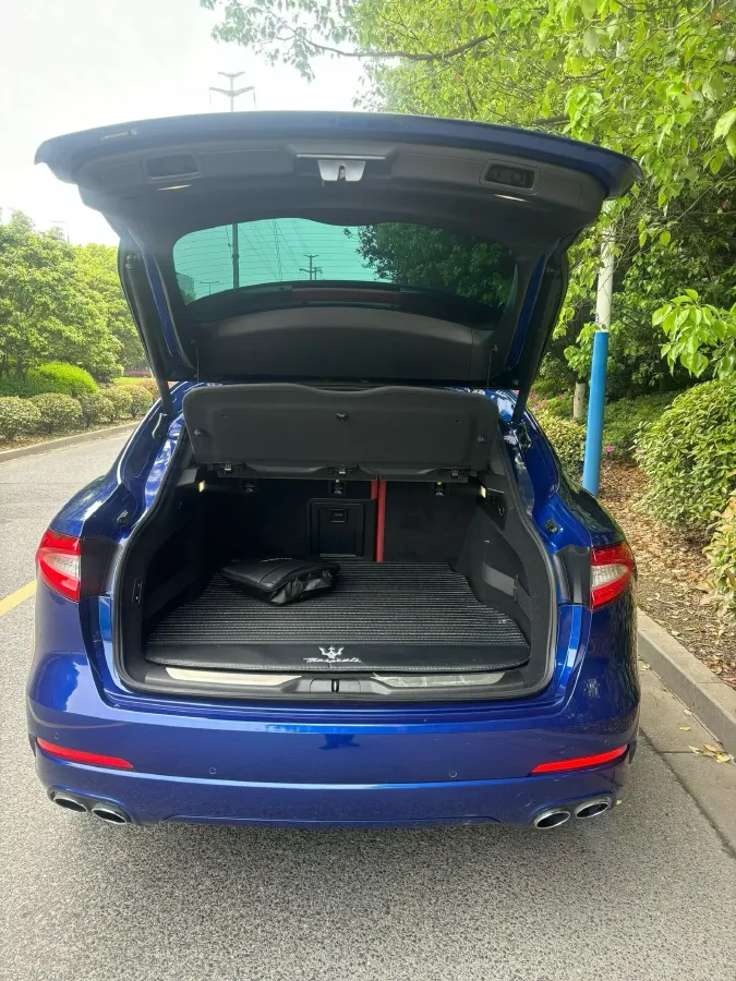 2018 Maserati Levante 3.0T 430HP V6 8AT,autocango,china used car exporter,china ev exporter,chinese used car exporter,chinese used ev exporter