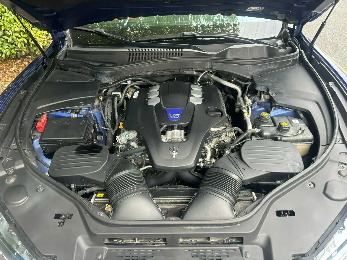 2018 Maserati Levante 3.0T 430HP V6 8AT,autocango,china used car exporter,china ev exporter,chinese used car exporter,chinese used ev exporter