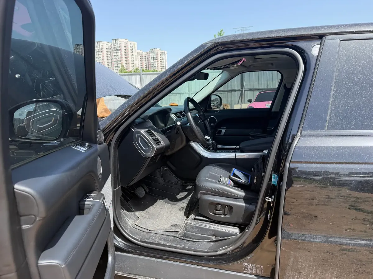 2022 Land Rover Range Rover Sport 3.0T 360HP L6 8AT,autocango,china used car exporter,china ev exporter,chinese used car exporter,chinese used ev exporter