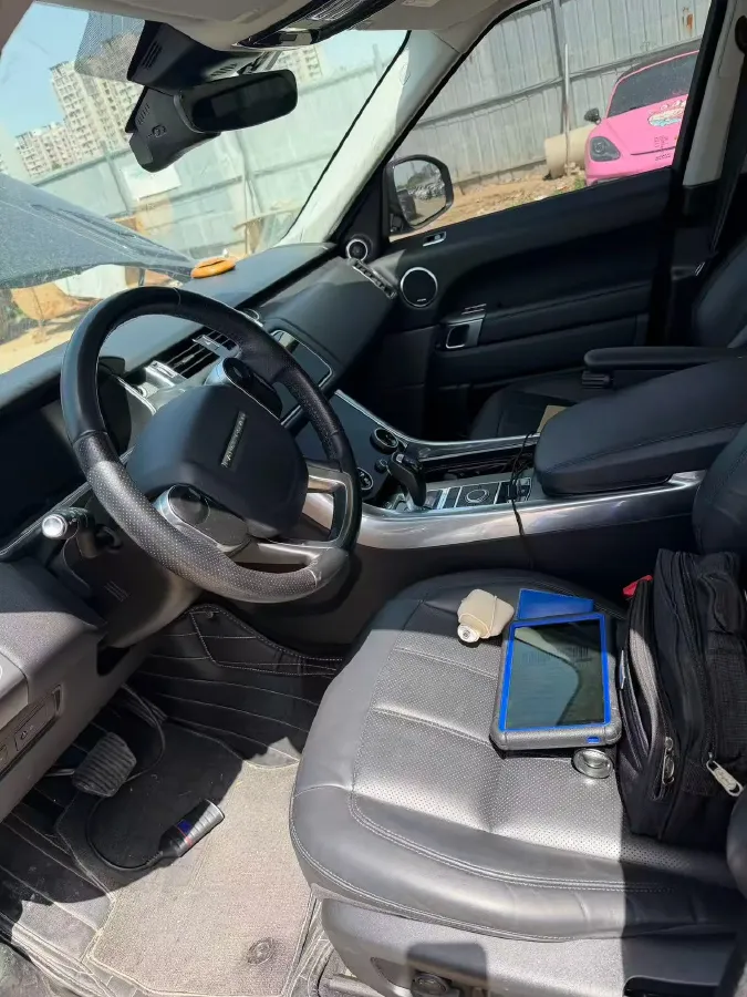 2022 Land Rover Range Rover Sport 3.0T 360HP L6 8AT,autocango,china used car exporter,china ev exporter,chinese used car exporter,chinese used ev exporter