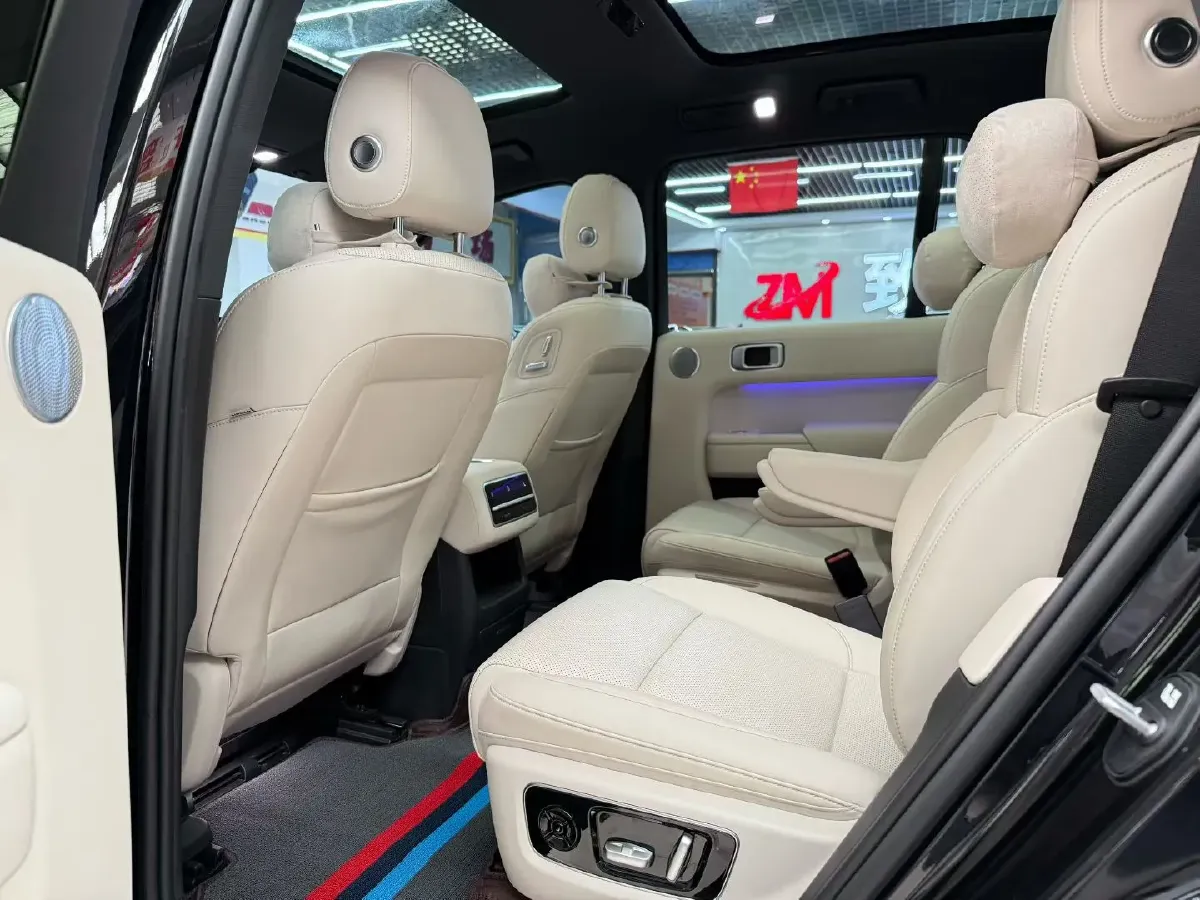 2023 Li L7 Range Extended 154HP REEV 40.9KWH,autocango,china used car exporter,china ev exporter,chinese used car exporter,chinese used ev exporter